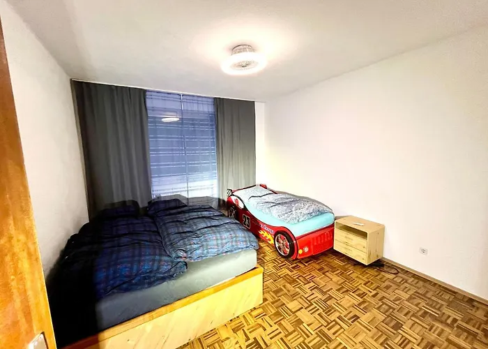 Private Leoben * Goss